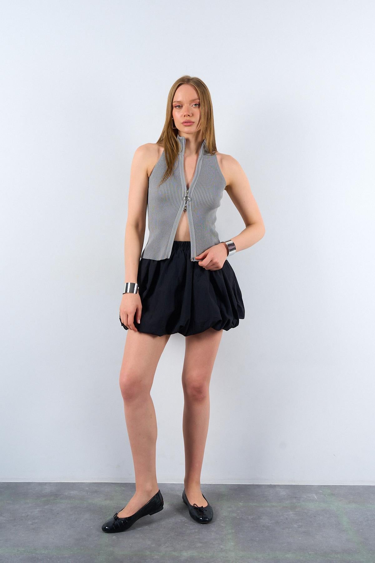 Haut dos nu côtelé avec fermeture éclair sur le devant