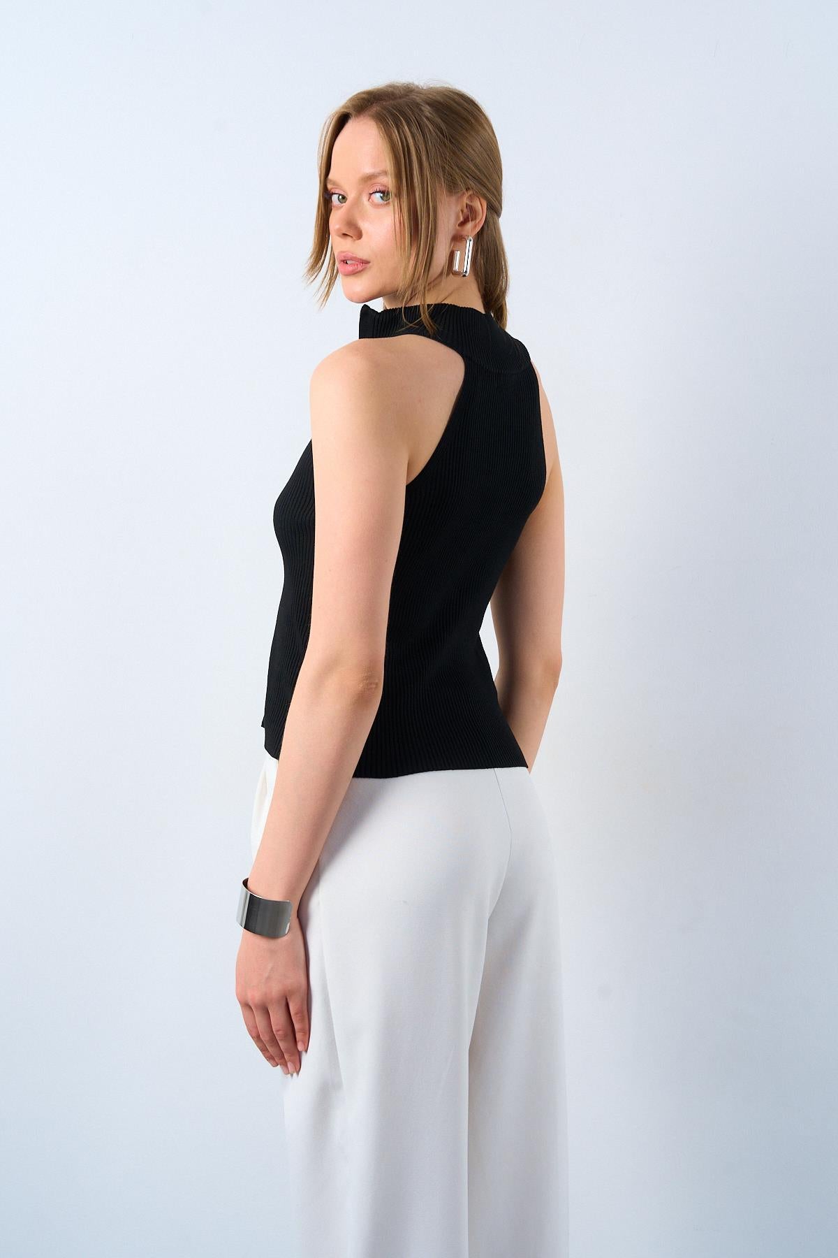 Haut dos nu côtelé avec fermeture éclair sur le devant