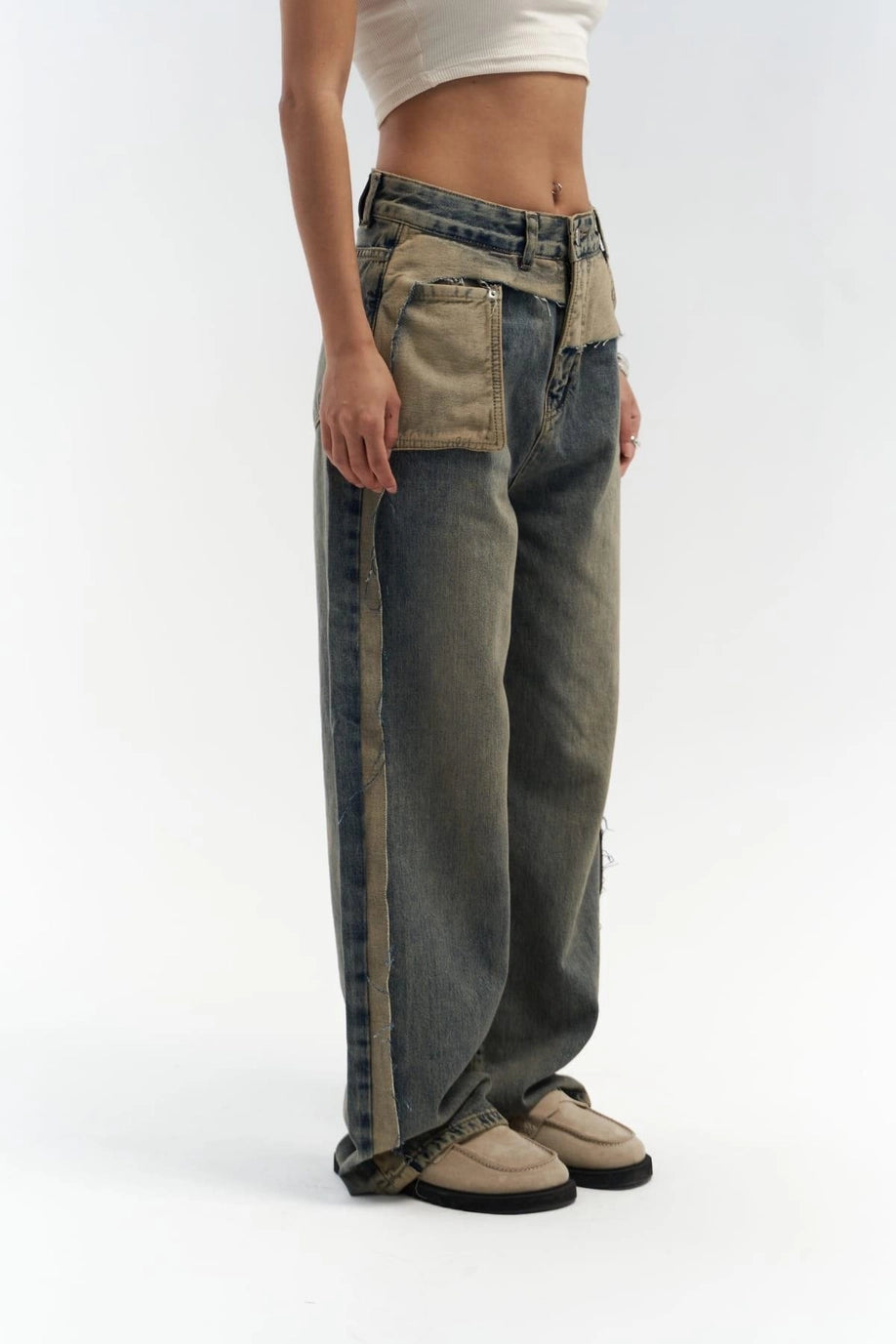 Jean patchwork à jambe large et effet usé
