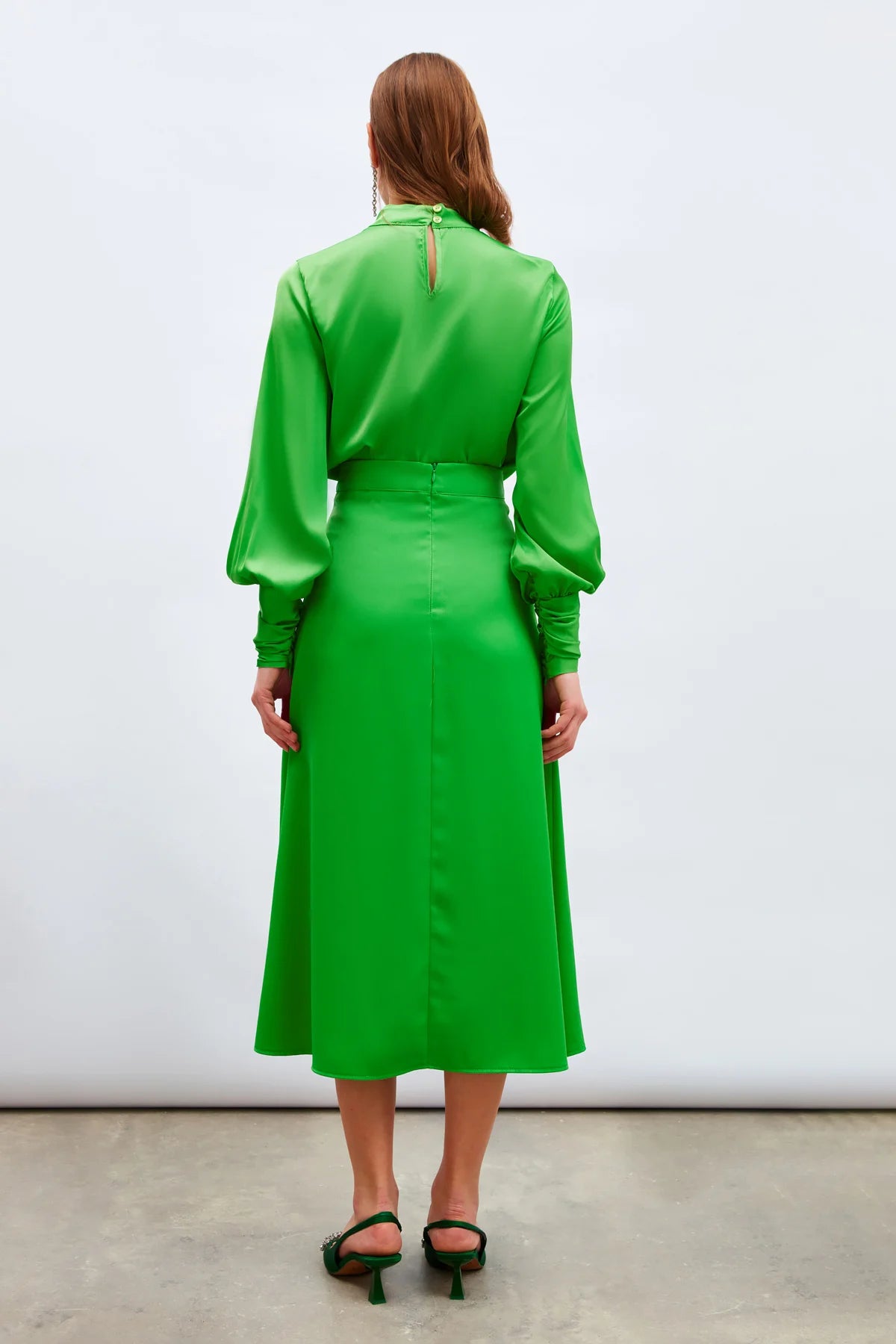 Jupe midi à ouverture latérale