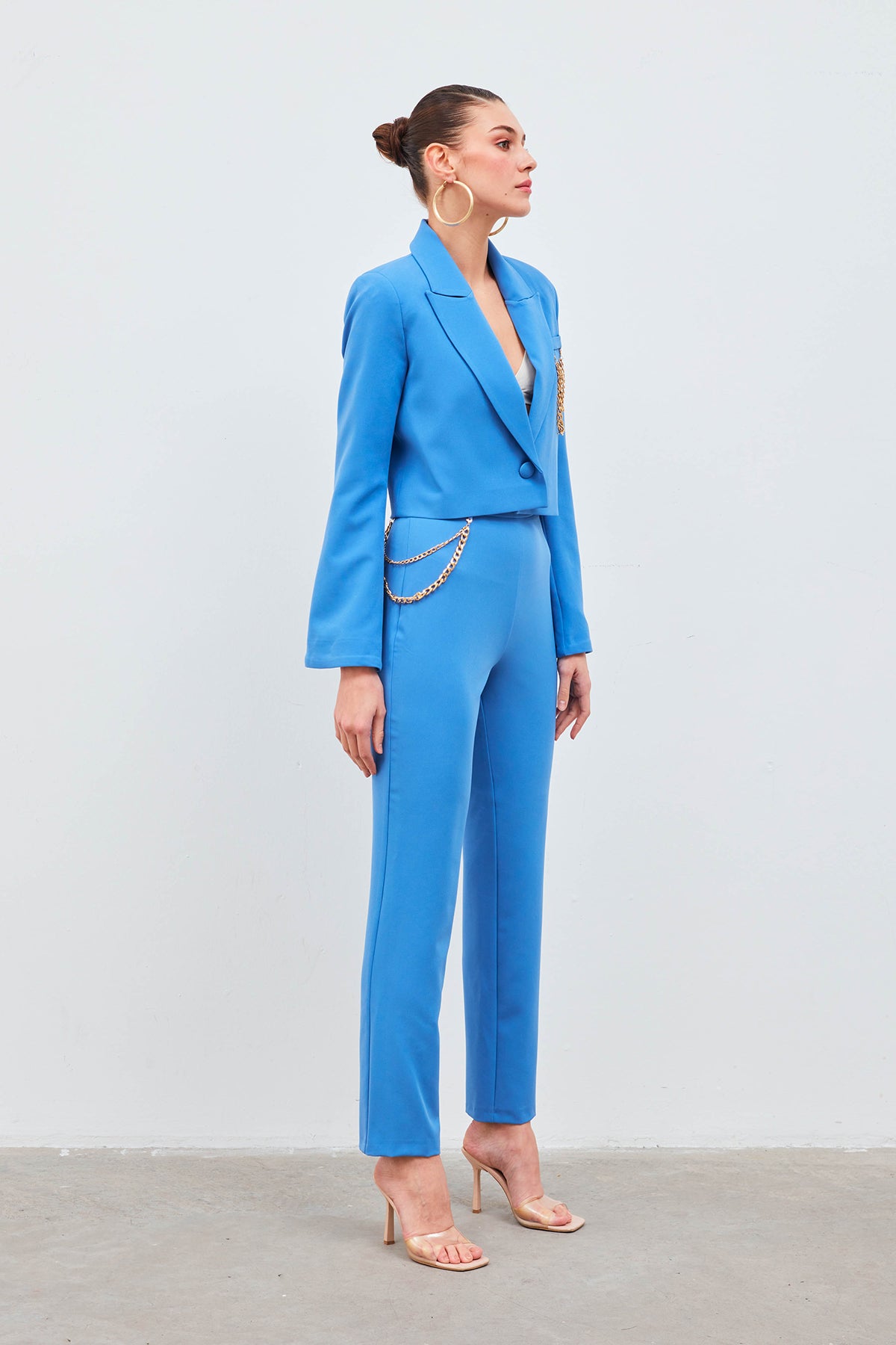 Pantalon slim avec chaîne latérale